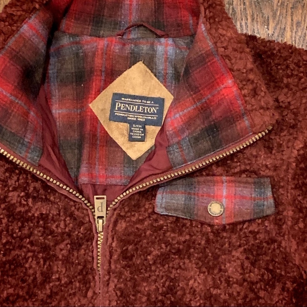 Pendleton Fuzzy Jacket Small Coat Full Zip Pockets Plaid lined Outdoor - Picture 2 of 7